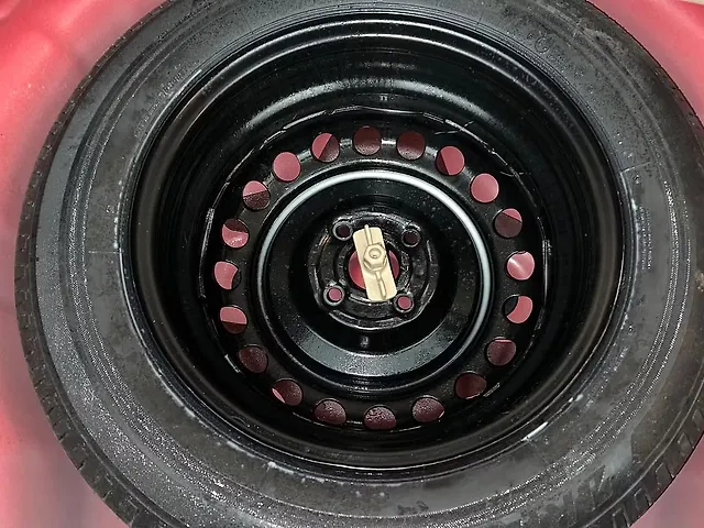 Used Hyundai i20 Asta (O) 1.2 IVT Dual Tone in Lucknow