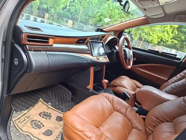 Used Toyota Innova Crysta [2016-2020] 2.8 ZX AT 7 STR [2016-2020] in Kanpur