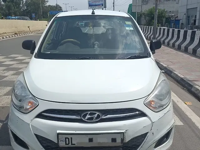 Used 2013 Hyundai i10 in Delhi