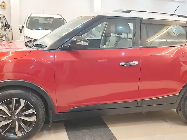 Used Mahindra XUV300 [2019-2024] 1.5 W8 (O) [2019-2020] in Lucknow