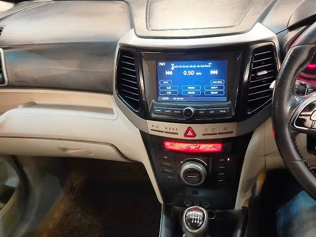 Used Mahindra XUV300 [2019-2024] 1.5 W8 (O) [2019-2020] in Lucknow