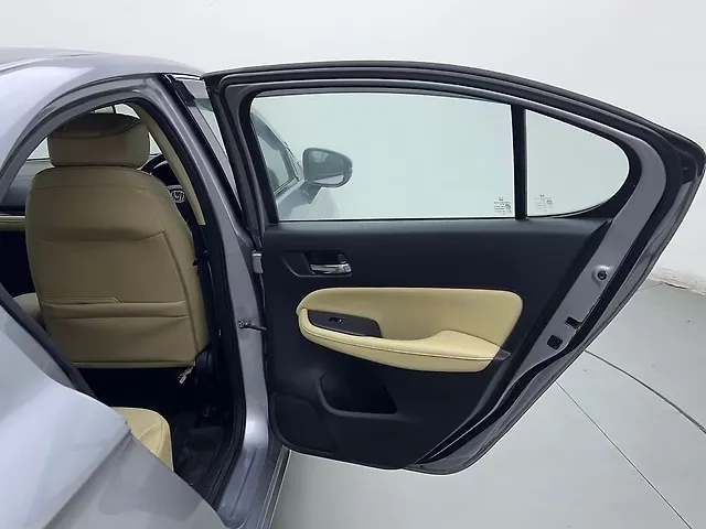 Used Honda City 4th Generation ZX Petrol in Ghaziabad Used Honda City 4th Generation ZX Petrol in Ghaziabad