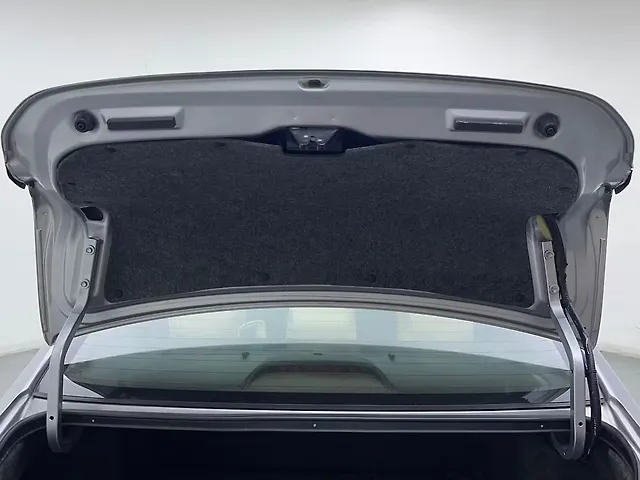 Used Honda City 4th Generation ZX Petrol in Ghaziabad Used Honda City 4th Generation ZX Petrol in Ghaziabad