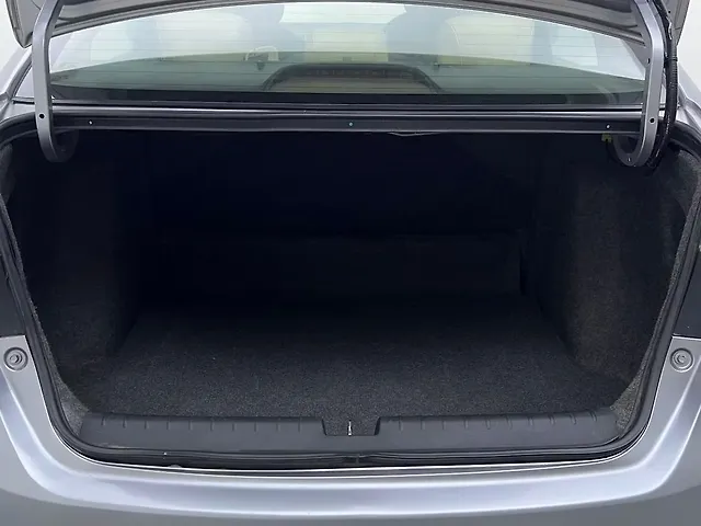 Used Honda City 4th Generation ZX Petrol in Ghaziabad Used Honda City 4th Generation ZX Petrol in Ghaziabad