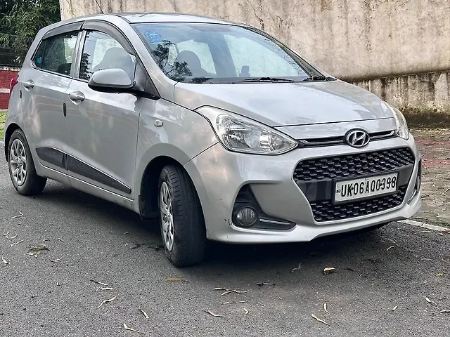 Used 2017 Hyundai i10 in Dehradun