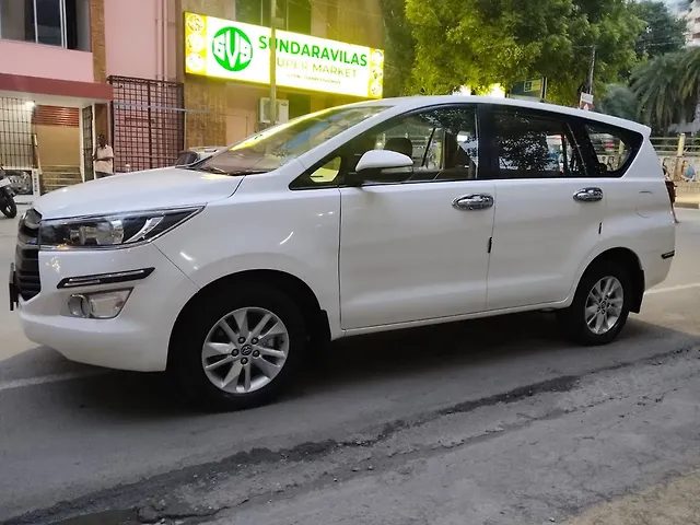 Used Toyota Innova Crysta [2016-2020] 2.4 G 8 STR [2016-2017] in Chennai