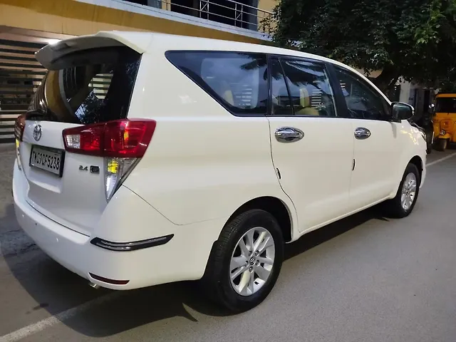 Used Toyota Innova Crysta [2016-2020] 2.4 G 8 STR [2016-2017] in Chennai