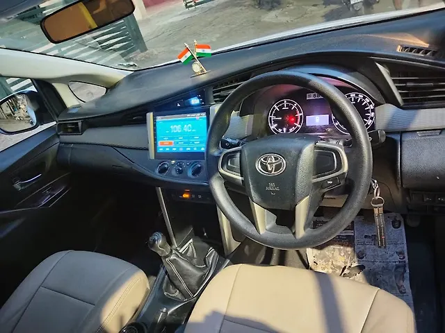 Used Toyota Innova Crysta [2016-2020] 2.4 G 8 STR [2016-2017] in Chennai