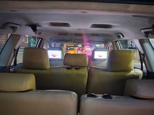 Used Toyota Innova Crysta [2016-2020] 2.4 G 8 STR [2016-2017] in Chennai