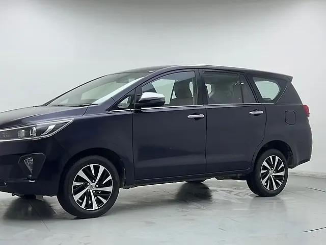 Used 2022 Toyota Innova Crysta in Delhi