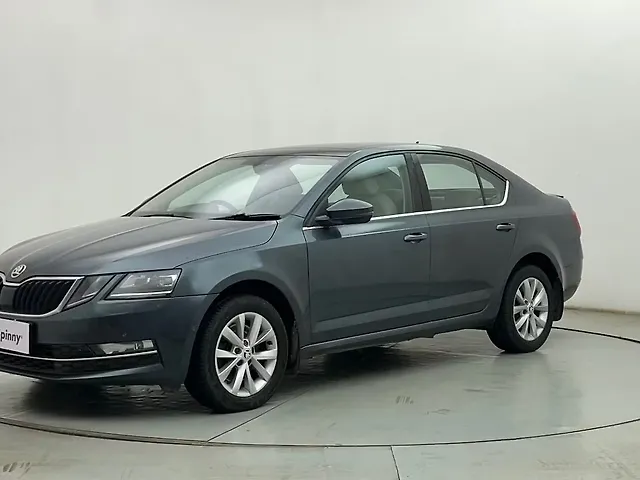 Used 2017 Skoda Octavia in Mumbai