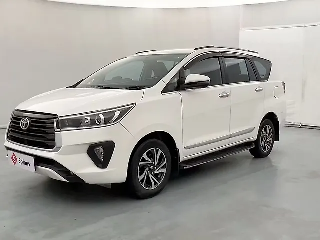 Used 2022 Toyota Innova Crysta in Lucknow