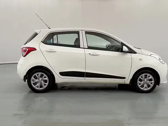 Used Hyundai Grand i10 Magna 1.2 Kappa VTVT in Kanpur Used Hyundai Grand i10 Magna 1.2 Kappa VTVT in Kanpur