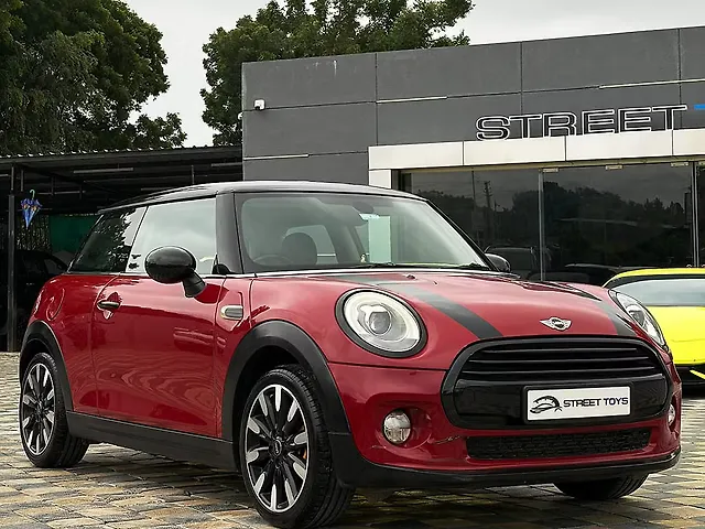 Second Hand Mini Cooper in Ahmedabad, Used Mini Cooper Cars in