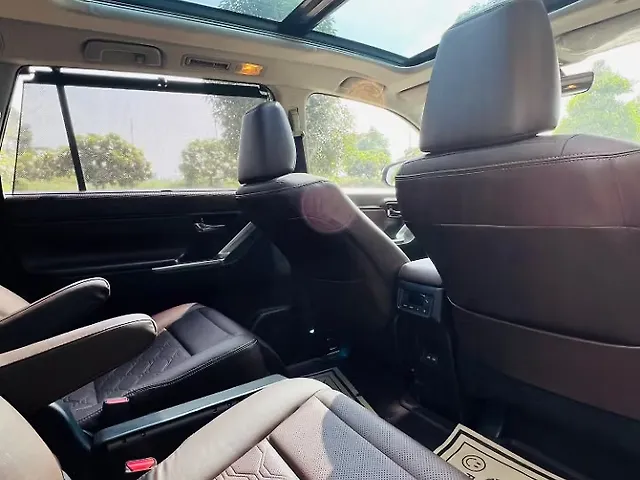 Used Toyota Innova Hycross ZX Hybrid 7 STR in Mohali