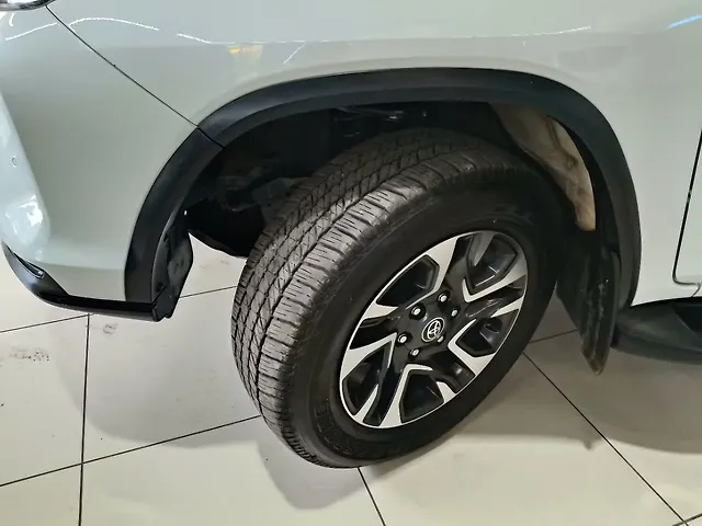 Used Toyota Fortuner Legender 2.8 4X2 AT in Bangalore Used Toyota Fortuner Legender 2.8 4X2 AT in Bangalore