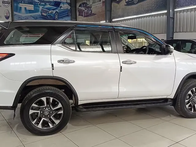 Used Toyota Fortuner Legender 2.8 4X2 AT in Bangalore Used Toyota Fortuner Legender 2.8 4X2 AT in Bangalore