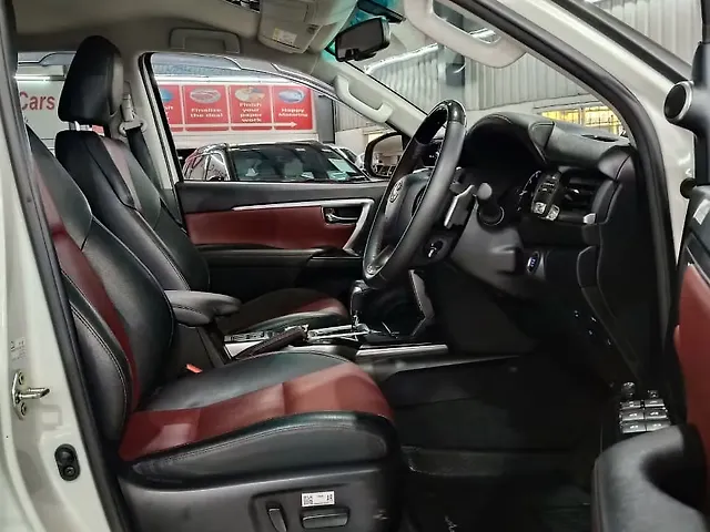 Used Toyota Fortuner Legender 2.8 4X2 AT in Bangalore Used Toyota Fortuner Legender 2.8 4X2 AT in Bangalore