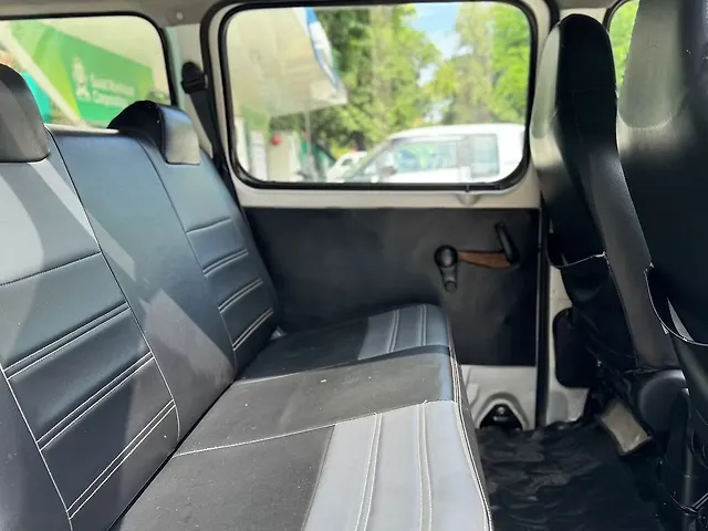 Used Maruti Suzuki Eeco [2010-2022] 5 STR [2014-2019] in Surat