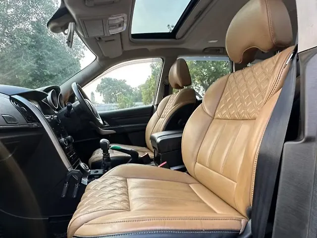 Used Mahindra XUV500 W11(O) [2018-2020] in Delhi