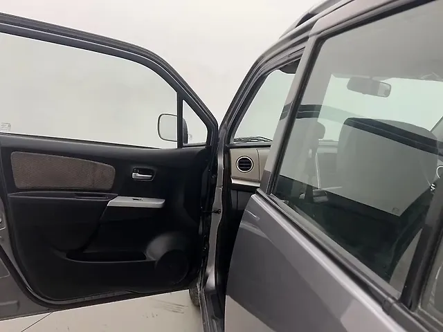 Used Maruti Suzuki Wagon R [1999-2006] LXi in Hyderabad