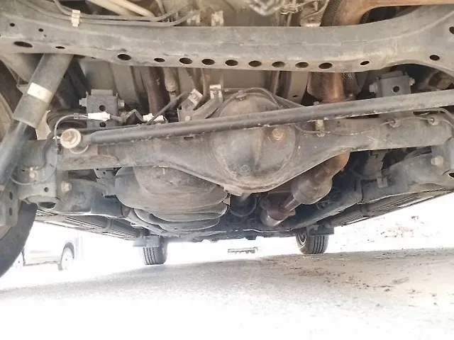 Used Toyota Innova Crysta [2016-2020] 2.4 G 8 STR [2016-2017] in Kanpur