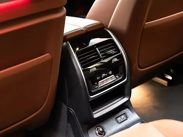 Used BMW X7 xDrive40i M Sport in Delhi Used BMW X7 xDrive40i M Sport in Delhi