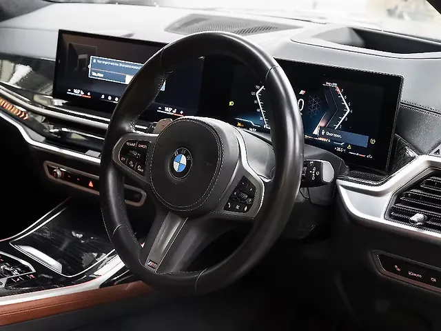 Used BMW X7 xDrive40i M Sport in Delhi Used BMW X7 xDrive40i M Sport in Delhi