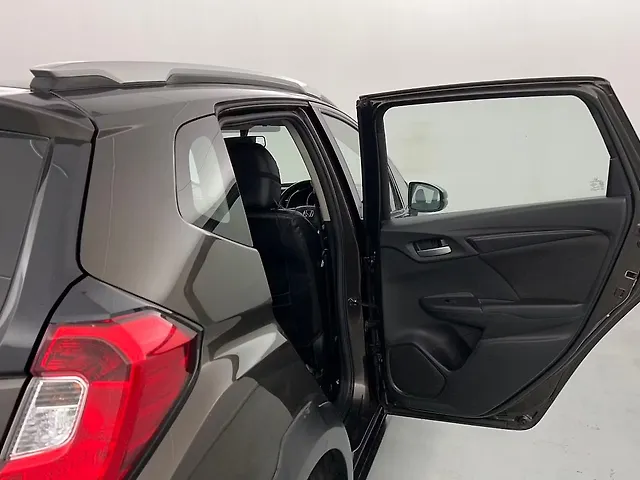 Used Honda WR-V SV MT Diesel in Lucknow Used Honda WR-V SV MT Diesel in Lucknow