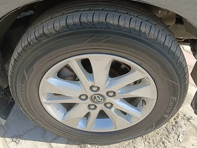 Used Toyota Innova Crysta [2016-2020] 2.4 VX 7 STR [2016-2020] in Ahmedabad