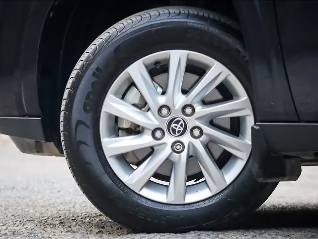 Used Toyota Innova Hycross GX (O) 7 STR in Delhi Used Toyota Innova Hycross GX (O) 7 STR in Delhi