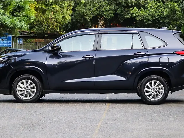 Used Toyota Innova Hycross GX (O) 7 STR in Delhi Used Toyota Innova Hycross GX (O) 7 STR in Delhi