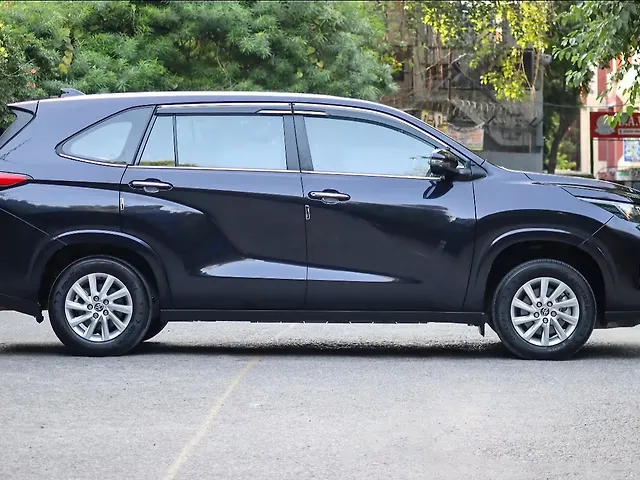 Used Toyota Innova Hycross GX (O) 7 STR in Delhi Used Toyota Innova Hycross GX (O) 7 STR in Delhi