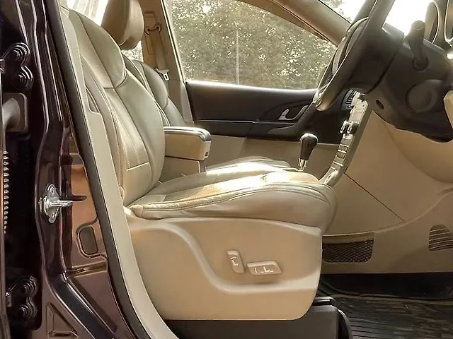 Used Mahindra XUV500 [2015-2018] W10 AT 1.99 in Delhi