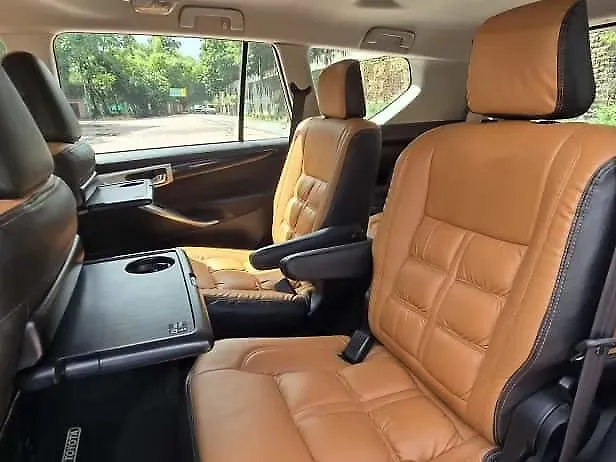 Used Toyota Innova Crysta [2016-2020] 2.4 VX 7 STR [2016-2020] in Lucknow