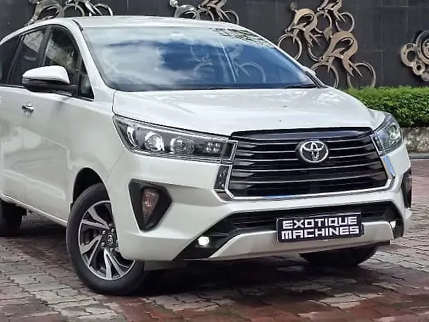 Used 2022 Toyota Innova Crysta in Lucknow Used 2022 Toyota Innova Crysta in Lucknow