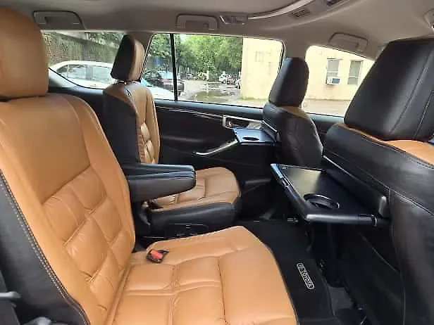 Used Toyota Innova Crysta [2016-2020] 2.4 VX 7 STR [2016-2020] in Lucknow