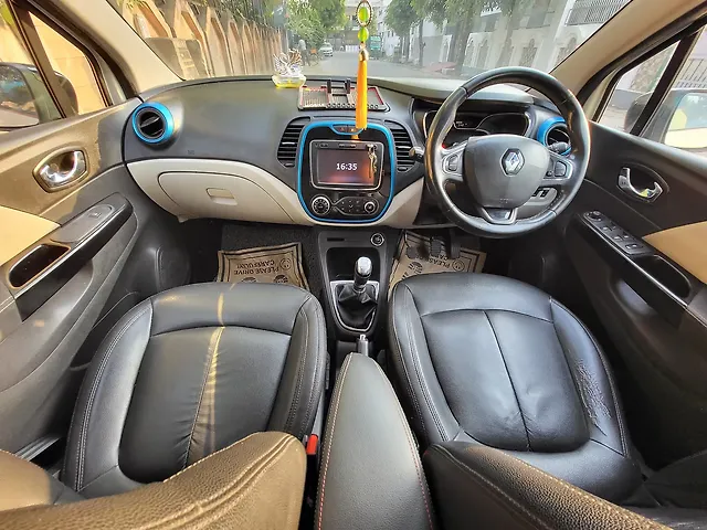 Used Renault Captur [2017-2019] RXT Diesel Dual Tone in Agra
