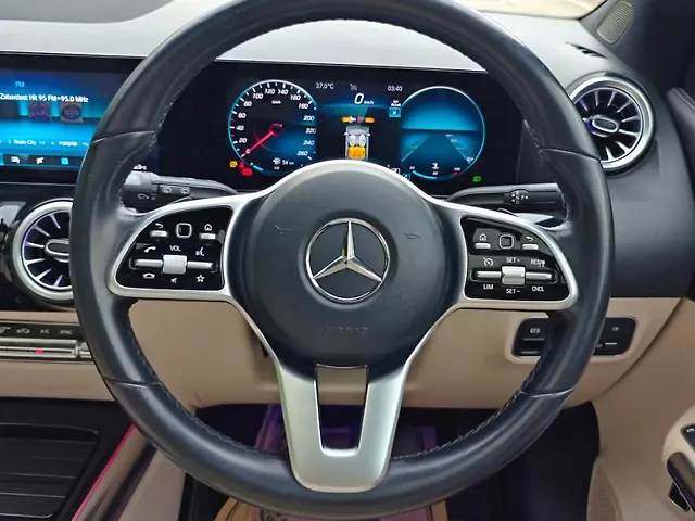 Used Mercedes-Benz GLA 200 in Delhi