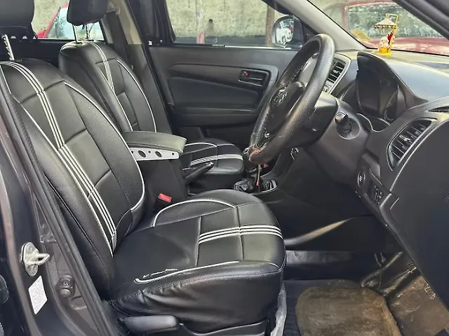 Used Maruti Suzuki Brezza VXi [2022-2023] in Mumbai