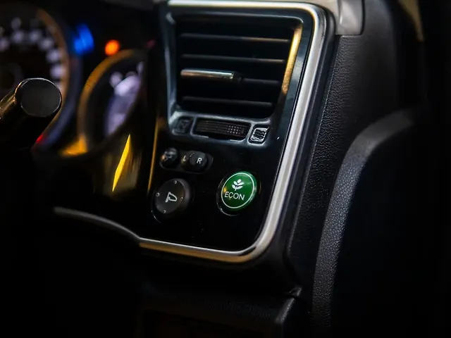 Used Honda City 4th Generation VX CVT Petrol in Delhi Used Honda City 4th Generation VX CVT Petrol in Delhi