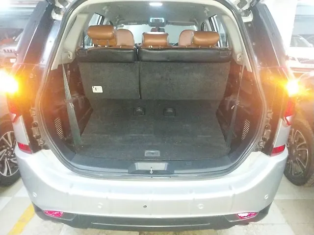 Used Mahindra XUV500 W7 [2018-2020] in Mumbai