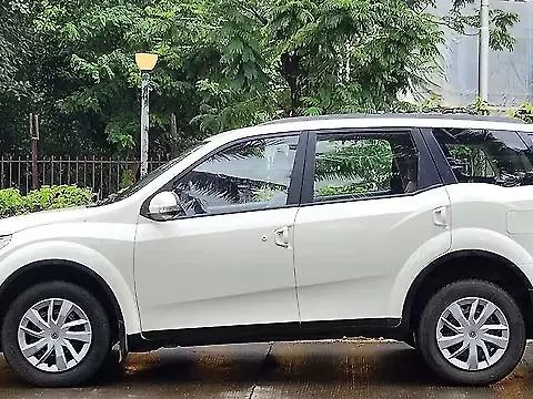 Used Mahindra XUV500 [2015-2018] W6 AT in Mumbai