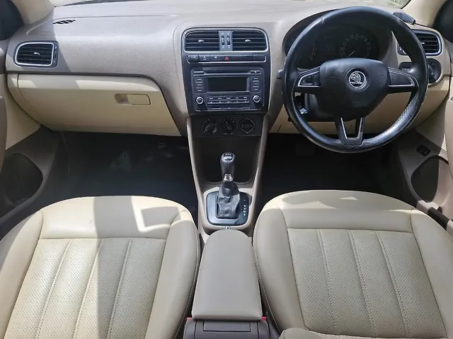 Used Skoda Rapid [2014-2015] 1.5 TDI CR Ambition AT with Alloy Wheels in Pune