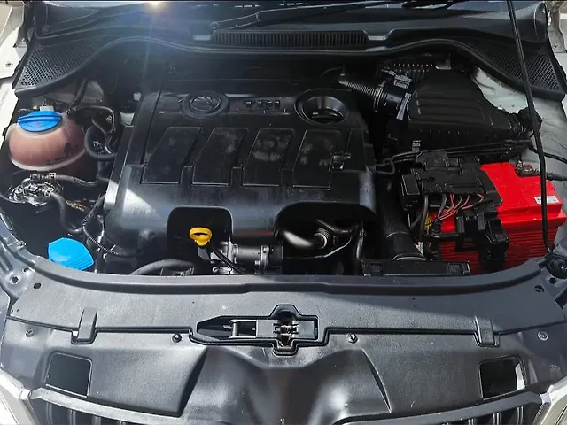 Used Skoda Rapid [2014-2015] 1.5 TDI CR Ambition AT with Alloy Wheels in Pune