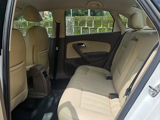 Used Skoda Rapid [2014-2015] 1.5 TDI CR Ambition AT with Alloy Wheels in Pune