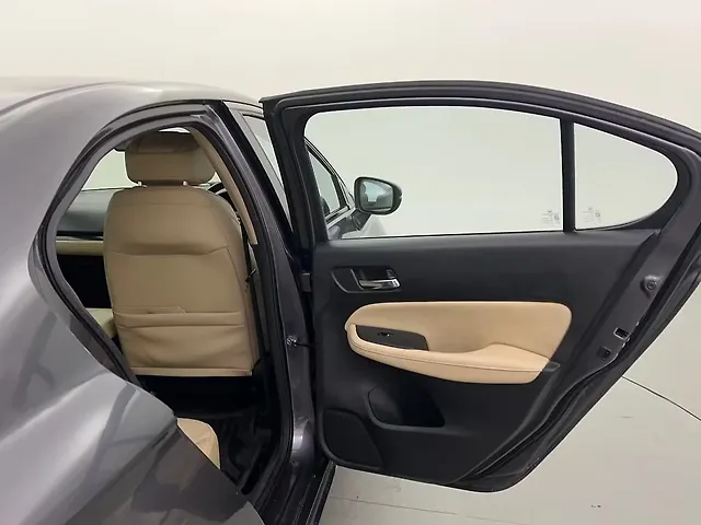 Used Honda City 4th Generation ZX Petrol [2019-2019] in Ghaziabad