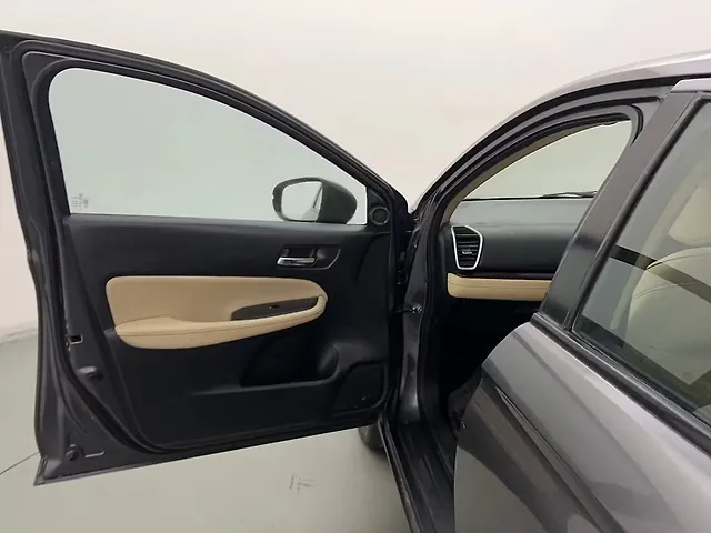 Used Honda City 4th Generation ZX Petrol [2019-2019] in Ghaziabad