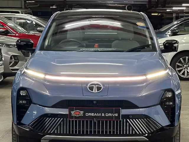 Used 2025 Tata Curvv EV in Mumbai