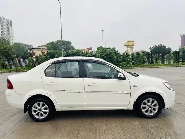 Used Ford Fiesta Titanium Diesel in Lucknow